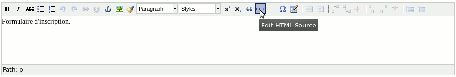 Image montrant l'éditeur de texte, le curseur clique sur le bouton "Edit HTML source"